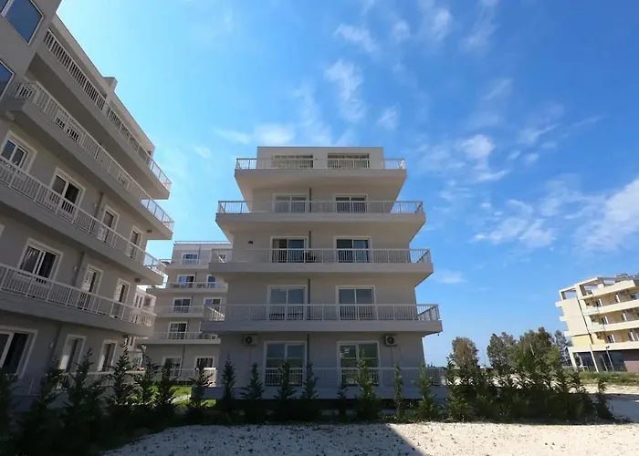 公寓 Sea View Radhimë